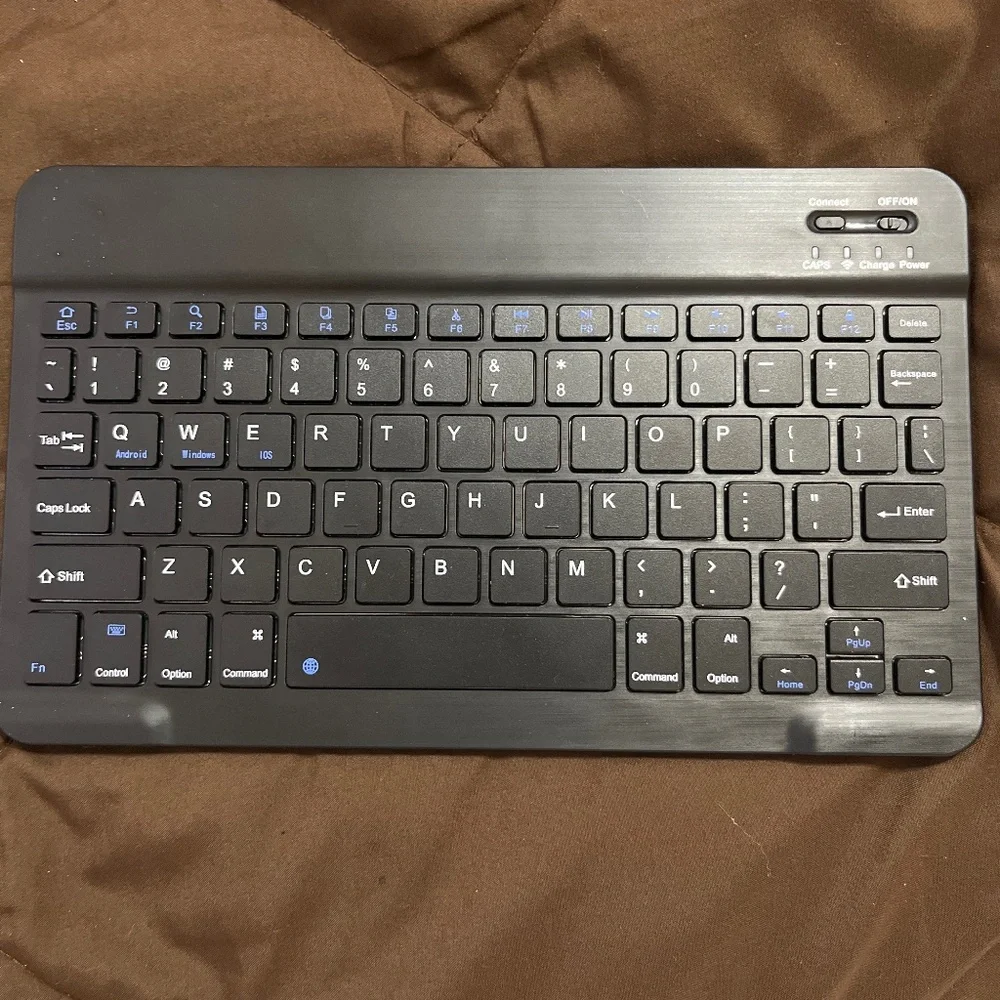 Apple iPad keyboard